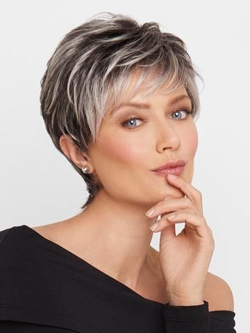 3 Flirty, Short Hairstyles For Women Over 40 - SHEfinds